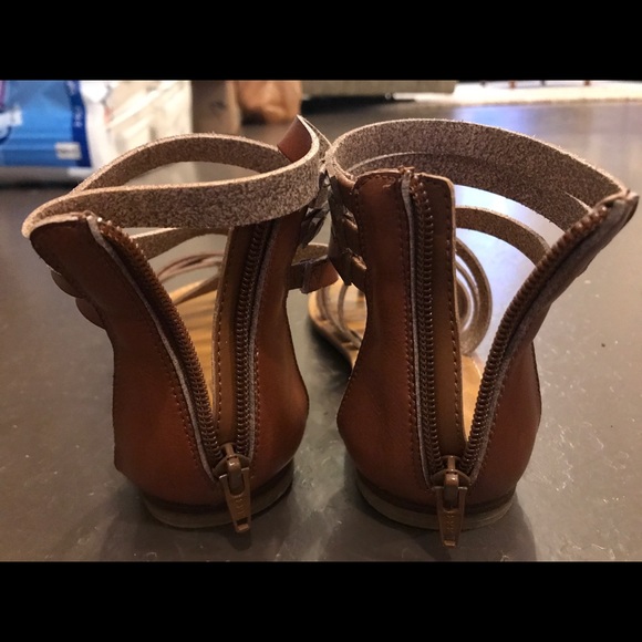 American Eagle Sandles - Picture 2 of 3